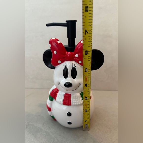 Disney Minnie Mouse Holiday Snowman w/Scarf Soap Dispenser Ceramic NEW - Picture 7 of 7